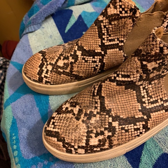 Booties - Picture 3 of 3